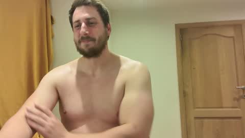 Snapshot of joefitbite chatting on November 10, 2025, 3:22 pm Joe Fitbite online show from November 10, 2025, 3:22 pm