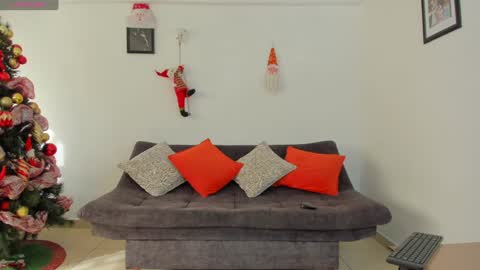 Snapshot of joelandalexa chatting on December 27, 2024, 8:18 pm joelandalexa online show from December 27, 2024, 8:18 pm