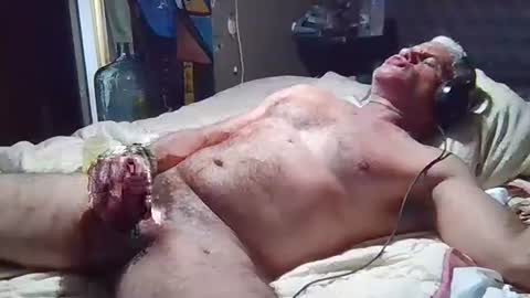 Snapshot of joelcojones chatting on December 3, 2024, 9:22 am joelcojones online show from December 3, 2024, 9:22 am