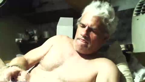 Snapshot of joelcojones chatting on February 5, 2025, 7:39 am joelcojones online show from February 5, 2025, 7:39 am