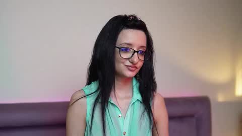  Joelle  online show from February 4, 2026, 10:58 pm