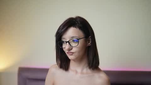 Joelle  online show from June 26, 2026, 8:24 pm