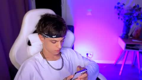 Snapshot of joelxlane chatting on July 15, 2026, 7:08 pm JOELXLANE online show from July 15, 2026, 7:08 pm