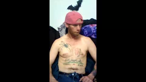 Snapshot of joeybcali79 chatting on April 5, 2026, 2:31 am joeybcali79 online show from April 5, 2026, 2:31 am