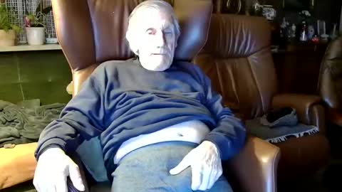 johan7 heet online show from January 3, 2025, 8:32 pm