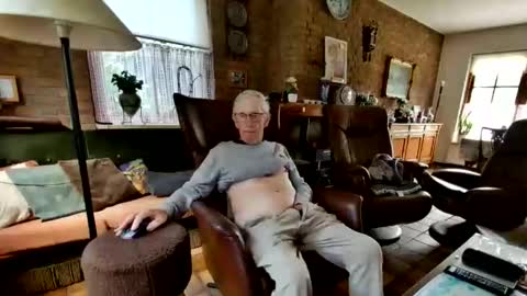Snapshot of johan7_heet chatting on June 8, 2026, 4:40 pm johan7 heet online show from June 8, 2026, 4:40 pm