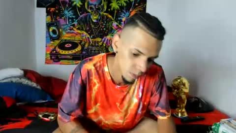 johan_and_antonella online show from July 20, 2026, 9:34 am