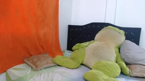 johan online show from April 1, 2026, 11:22 am