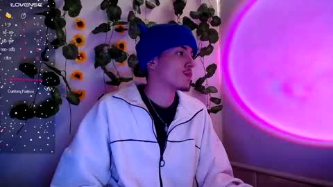 Snapshot of johan_parker222 chatting on September 28, 2025, 9:42 pm johan_parker222 online show from September 28, 2025, 9:42 pm