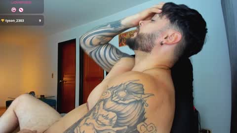 Snapshot of johatsu chatting on December 2, 2024, 2:09 am King - online show from December 2, 2024, 2:09 am