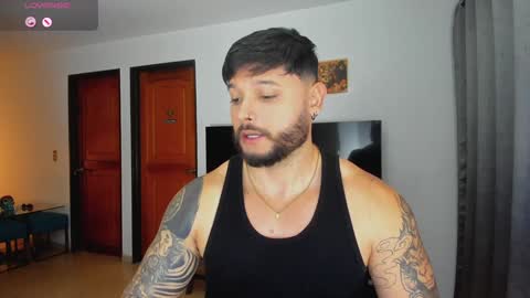 Snapshot of johatsu chatting on December 7, 2024, 11:23 pm King - online show from December 7, 2024, 11:23 pm