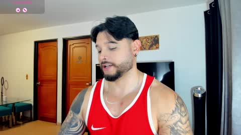 Snapshot of johatsu chatting on February 1, 2025, 9:51 pm King - online show from February 1, 2025, 9:51 pm