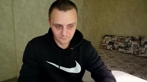 Snapshot of john_3019 chatting on November 11, 2025, 8:09 pm John online show from November 11, 2025, 8:09 pm