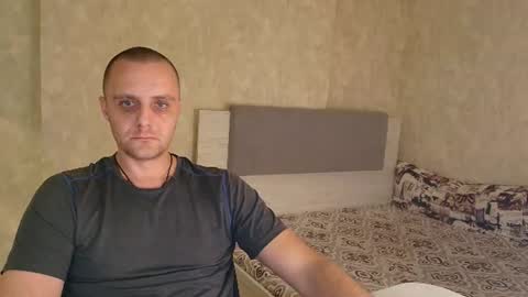 Snapshot of john_3019 chatting on July 14, 2026, 9:42 pm John online show from July 14, 2026, 9:42 pm