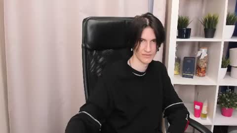Snapshot of john__strong chatting on June 19, 2026, 9:29 pm john__strong online show from June 19, 2026, 9:29 pm