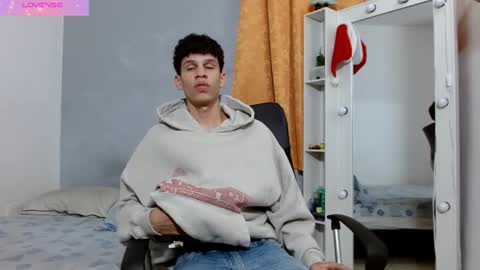 Snapshot of john_ssnow29 chatting on February 24, 2025, 9:20 pm john_ssnow29 online show from February 24, 2025, 9:20 pm