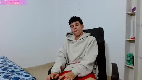 Snapshot of john_ssnow29 chatting on March 10, 2025, 10:34 pm john_ssnow29 online show from March 10, 2025, 10:34 pm