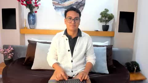 Snapshot of johnbelrose chatting on December 20, 2025, 7:21 pm johnbelrose online show from December 20, 2025, 7:21 pm