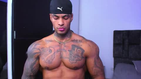 Snapshot of johnbelt_ chatting on October 28, 2025, 11:18 pm john belt online show from October 28, 2025, 11:18 pm