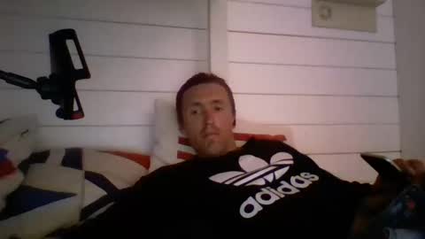 johngiaver3 online show from May 11, 2026, 12:55 pm