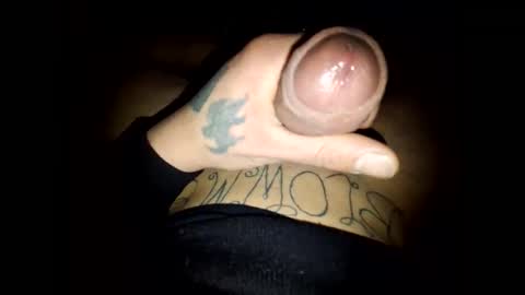 Snapshot of johnlong25cm chatting on December 17, 2024, 1:05 pm johnlong25cm online show from December 17, 2024, 1:05 pm