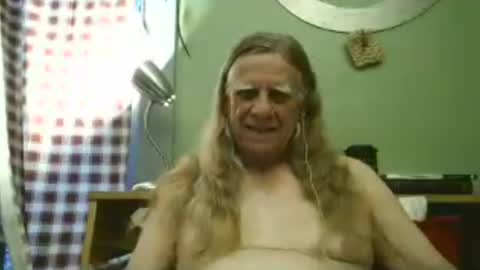 johnnieq1971 online show from July 14, 2026, 12:46 am