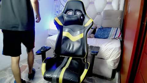 johnny_cagee online show from December 21, 2025, 4:08 am