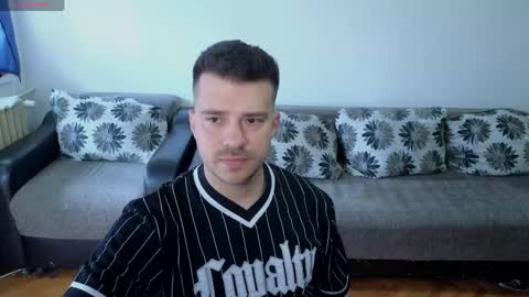 Johnny online show from June 5, 2026, 10:54 am