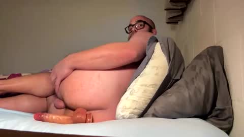 Snapshot of johnsthebomb chatting on October 14, 2025, 2:45 am johnsthebomb online show from October 14, 2025, 2:45 am