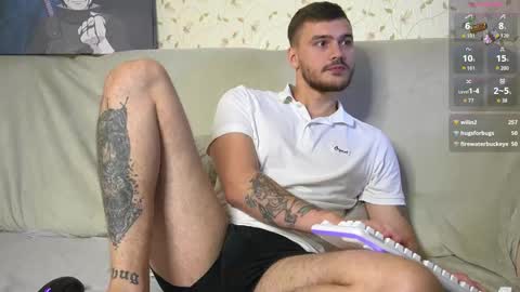 Snapshot of johnstoneisland chatting on September 10, 2025, 6:52 pm John online show from September 10, 2025, 6:52 pm