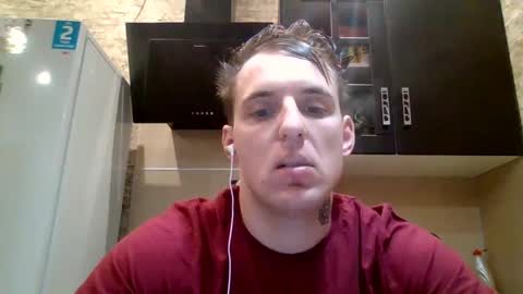 Snapshot of johny_hurdman27 chatting on December 15, 2024, 10:50 am johny27 online show from December 15, 2024, 10:50 am