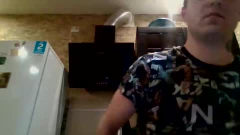 Snapshot of johny_hurdman27 chatting on October 17, 2025, 3:03 pm johny27 online show from October 17, 2025, 3:03 pm