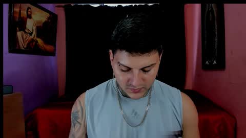 Snapshot of johny_multicum chatting on November 22, 2025, 6:18 pm Johny online show from November 22, 2025, 6:18 pm