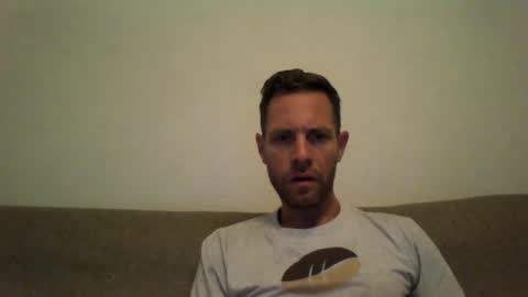 jojo19844 online show from September 23, 2025, 7:06 pm