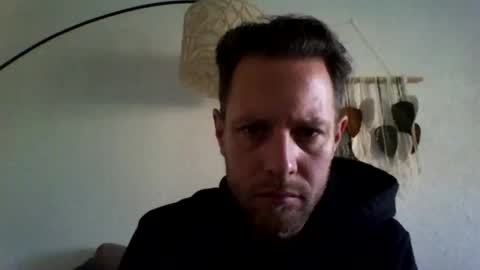jojo19844 online show from May 4, 2026, 5:03 am