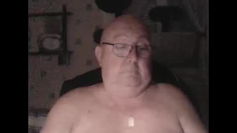 jojo60000529566 online show from December 2, 2024, 5:26 pm