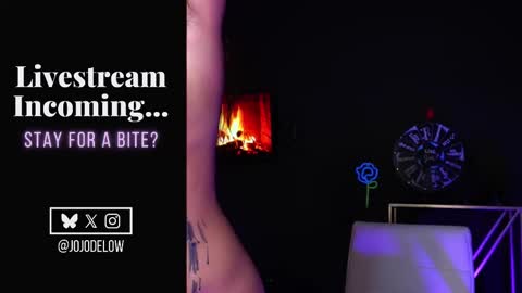 Snapshot of jojodelow chatting on November 3, 2025, 11:26 pm online show from November 3, 2025, 11:26 pm