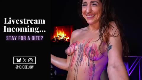    online show from April 12, 2026, 11:10 pm