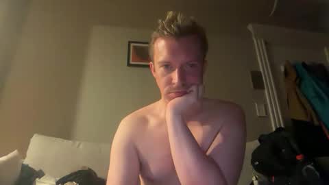 Snapshot of jojohalloran64 chatting on May 15, 2026, 1:01 am jojohalloran64 online show from May 15, 2026, 1:01 am