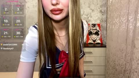 Snapshot of joleenputman chatting on April 10, 2026, 2:11 pm Lea online show from April 10, 2026, 2:11 pm