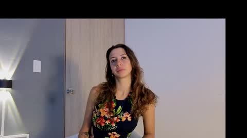 Snapshot of jolie_lov chatting on September 24, 2025, 1:25 pm jolie_lov online show from September 24, 2025, 1:25 pm