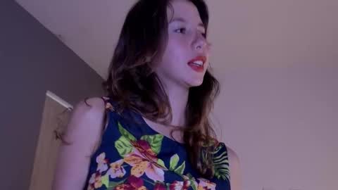 Snapshot of jolie_lov chatting on November 20, 2025, 1:33 pm jolie_lov online show from November 20, 2025, 1:33 pm