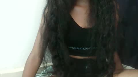 joliekah27 online show from February 14, 2026, 6:54 am