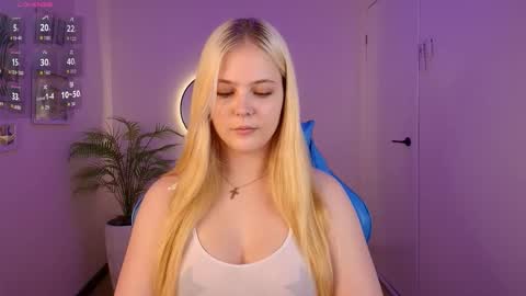 Polly  online show from March 6, 2026, 8:55 am