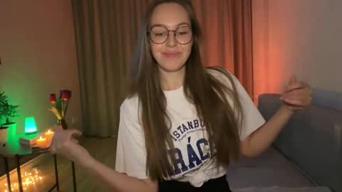 jolly_dollyy online show from March 10, 2026, 6:24 pm