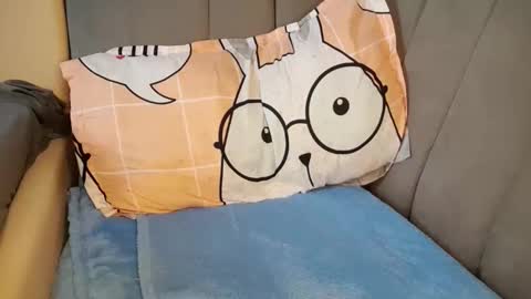 Snapshot of jolly_pretty chatting on November 13, 2025, 6:23 am jolly_pretty online show from November 13, 2025, 6:23 am