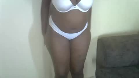 Snapshot of jollykadie chatting on February 1, 2026, 3:21 pm Jollycandra online show from February 1, 2026, 3:21 pm