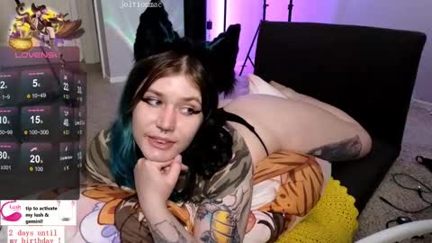 Snapshot of joltionmac chatting on February 27, 2025, 6:31 pm JoltionMac JJ online show from February 27, 2025, 6:31 pm