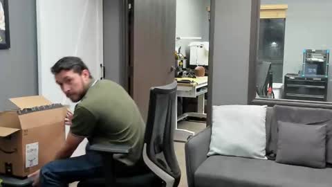 jonadams805 online show from October 31, 2025, 1:50 am