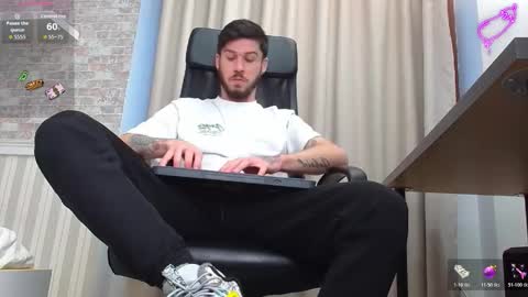 JonahShaw online show from November 21, 2025, 5:28 am